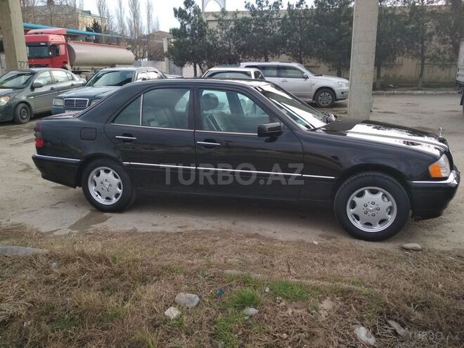 Mercedes C 230 1998, 265,000 km - 2.3 l - Bakı
