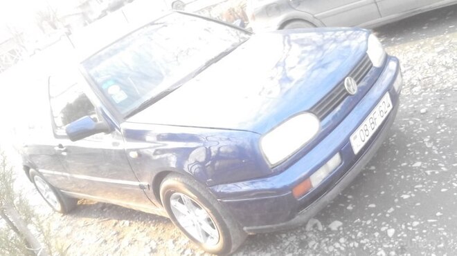 Volkswagen Golf 1993, 235,000 km - 1.6 l - Zaqatala