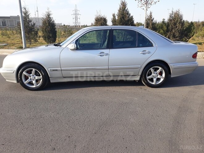 Mercedes E 200 2000, 199,870 km - 2.0 l - Gəncə