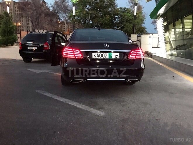 Mercedes E 220 2015, 97,500 km - 2.2 l - Bakı