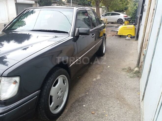 Mercedes  1996, 225,546 km - 2.2 л - Bakı