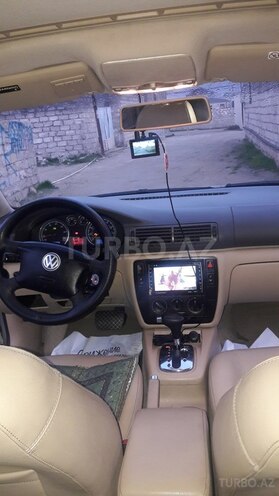 Volkswagen Passat 2004, 156,000 km - 1.8 l - Bakı