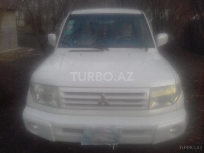 Mitsubishi Pajero io 1999, 150,000 km - 0.2 l - Şəki