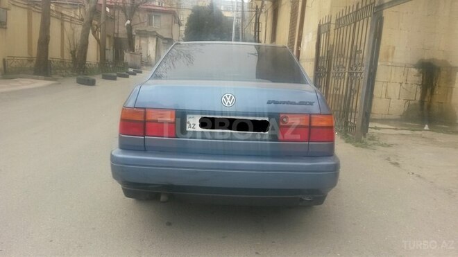 Volkswagen Vento 1995, 200,000 km - 1.8 л - Bakı