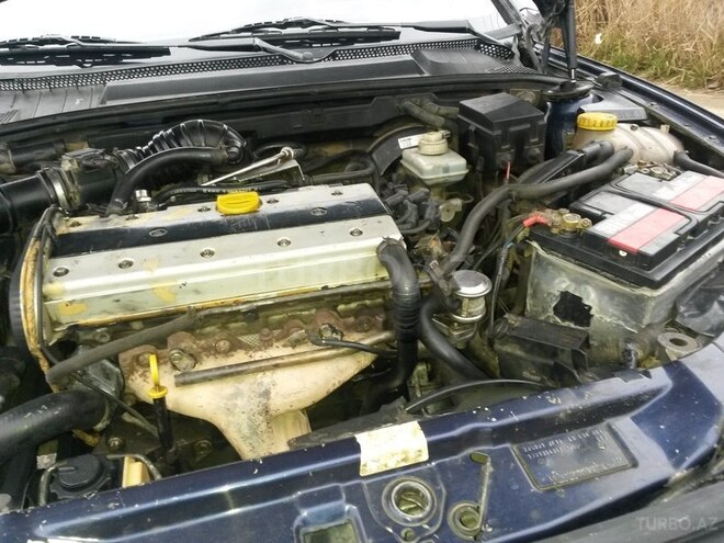 Opel Vectra 1998, 300,000 km - 2.0 л - Bakı
