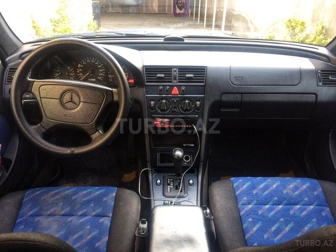 Mercedes C 220 1997, 342,000 km - 2.2 l - Bakı