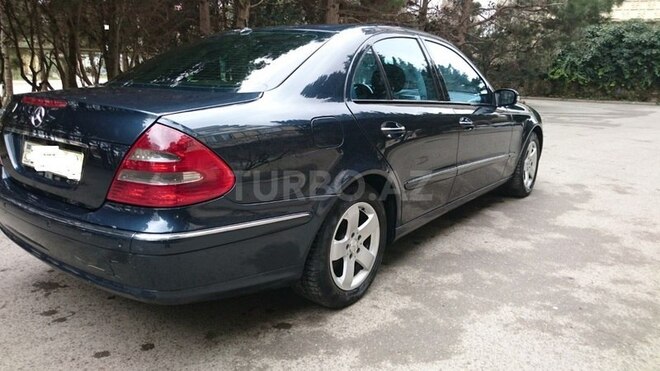 Mercedes E 220 2002, 321,000 km - 2.2 l - Bakı