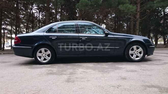 Mercedes E 220 2002, 321,000 km - 2.2 l - Bakı