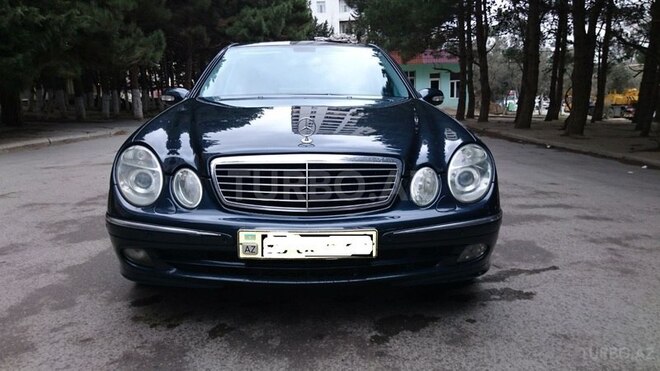 Mercedes E 220 2002, 321,000 km - 2.2 l - Bakı
