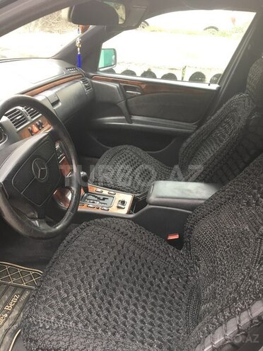 Mercedes E 240 1998, 306,000 km - 2.4 л - Bakı