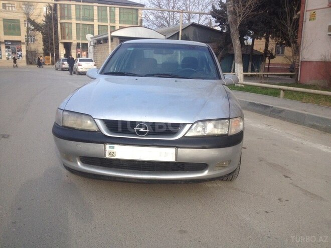 Opel Vectra 1998, 258,000 km - 1.6 l - Bakı