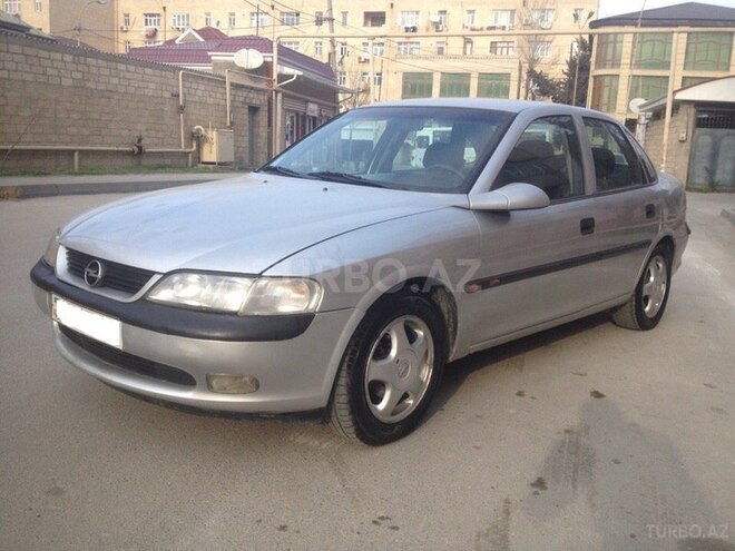 Opel Vectra 1998, 258,000 km - 1.6 l - Bakı