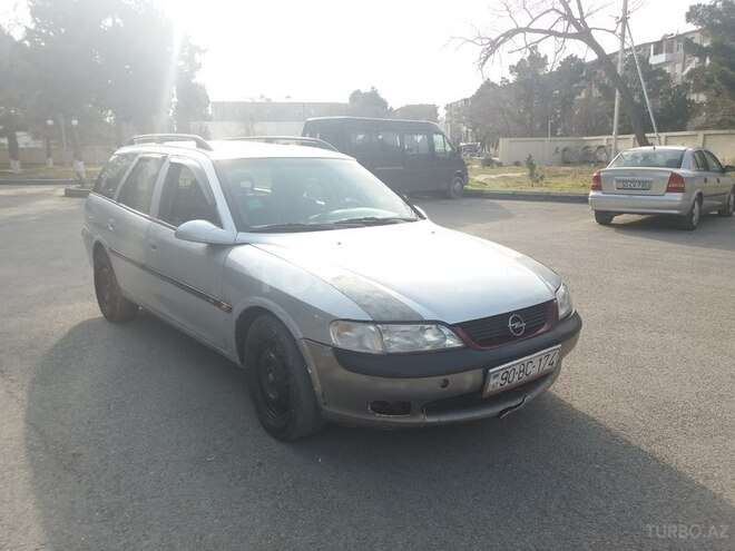 Opel Vectra 1998, 198,000 km - 2.0 l - Sumqayıt