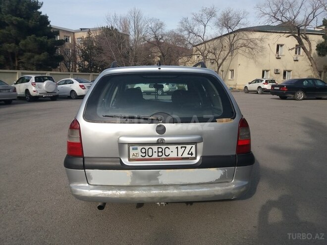 Opel Vectra 1998, 198,000 km - 2.0 l - Sumqayıt