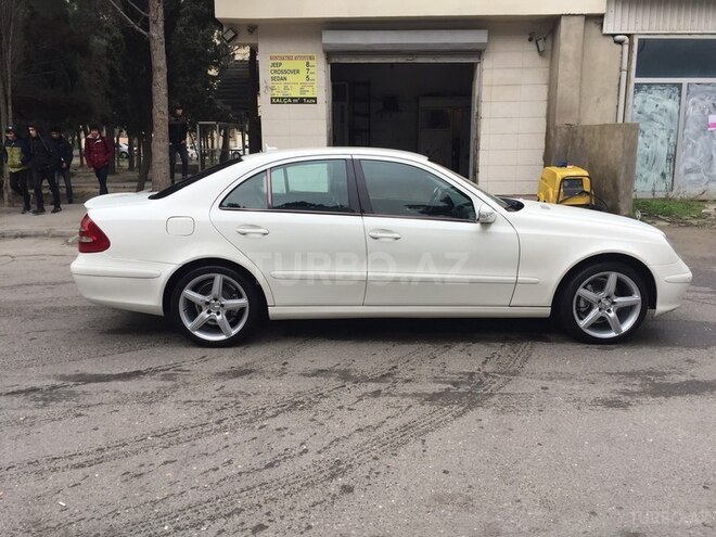 Mercedes E 220 2004, 310,000 km - 2.2 l - Bakı