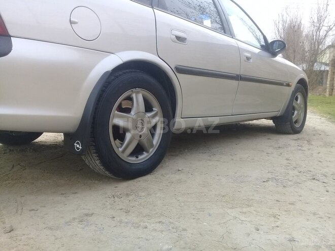 Opel Vectra 1996, 278,161 km - 2.0 l - Bakı
