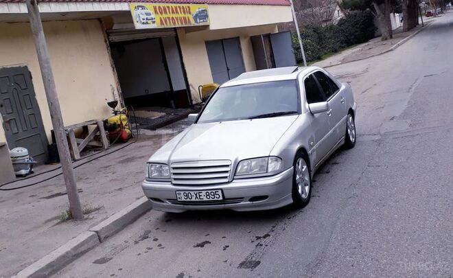 Mercedes C 180 1999, 330,000 km - 1.8 л - Bakı