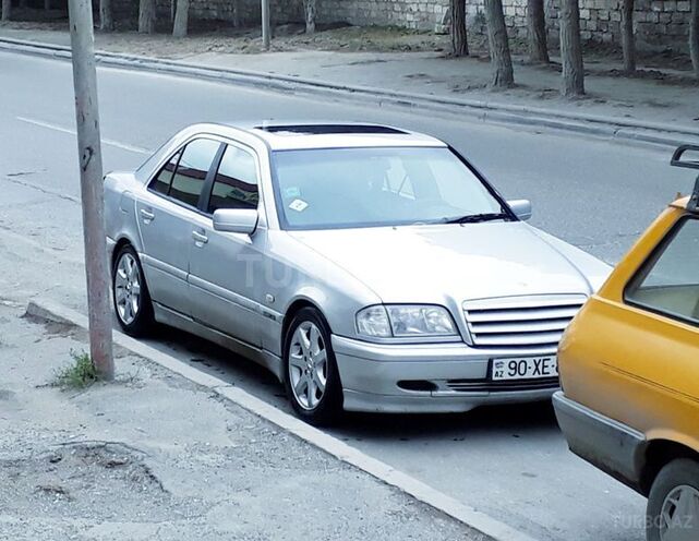 Mercedes C 180 1999, 330,000 km - 1.8 л - Bakı