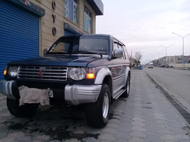 Mitsubishi Pajero 1993, 432,660 km - 2.5 l - Sumqayıt