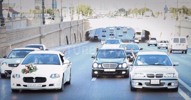 Mercedes E 320 2001, 234,000 km - 3.2 л - Bakı