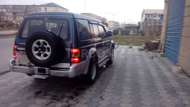Mitsubishi Pajero 1993, 432,660 km - 2.5 l - Sumqayıt