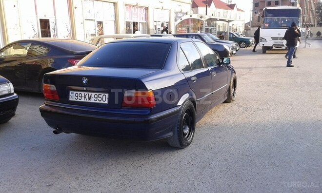 BMW 320 1992, 196,000 km - 2.0 l - Bakı