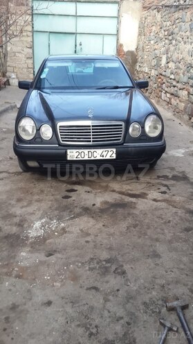 Mercedes E 230 1996, 150,000 km - 2.3 l - Gəncə