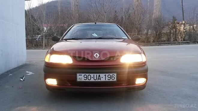 Renault Laguna 1998, 252,222 km - 2.0 l - Qax