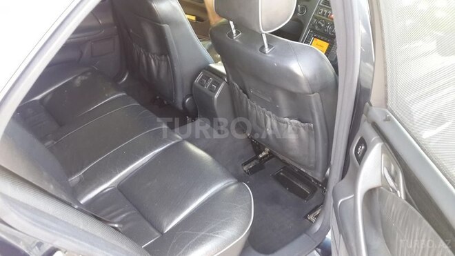 Mercedes E 270 2000, 273,000 km - 2.7 l - Bakı