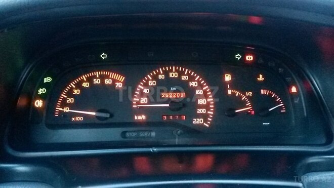 Renault Laguna 1998, 252,222 km - 2.0 l - Qax