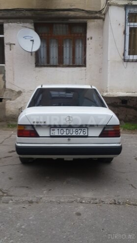 Mercedes E 200 1990, 380,000 km - 0.2 л - Sumqayıt