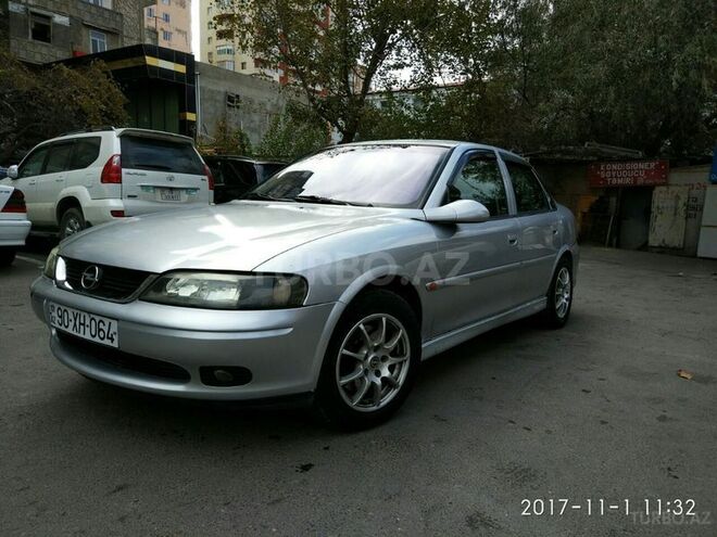 Opel Vectra 2000, 285,000 km - 1.8 l - Bakı