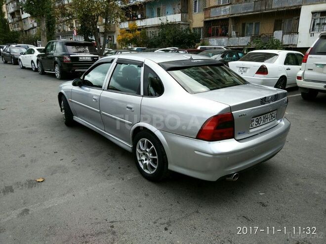 Opel Vectra 2000, 285,000 km - 1.8 l - Bakı
