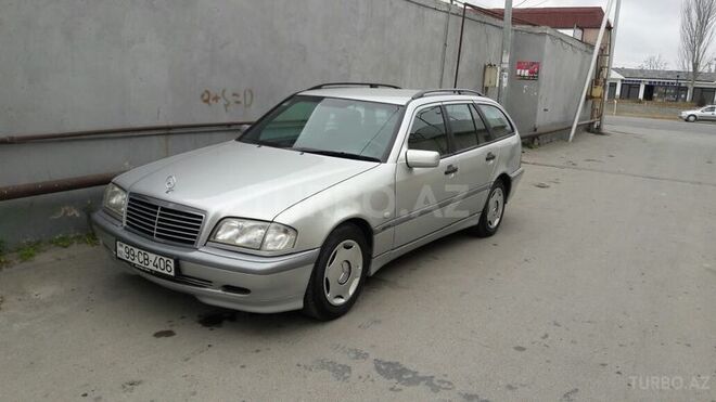 Mercedes C 220 2000, 280,000 km - 2.2 l - Bakı