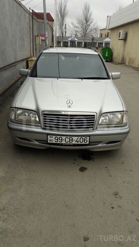 Mercedes C 220 2000, 280,000 km - 2.2 l - Bakı