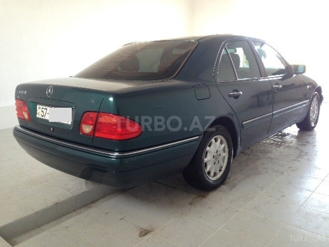 Mercedes E 230 1996, 157,000 km - 2.3 l - Şəmkir