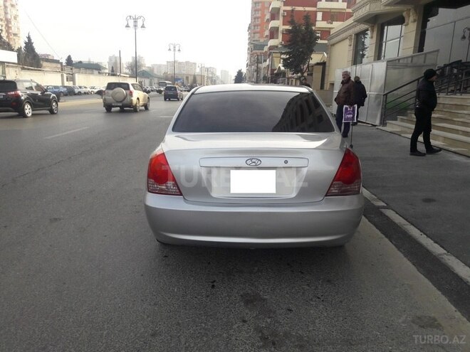 Hyundai Elantra 2003, 225,000 km - 2.0 л - Bakı