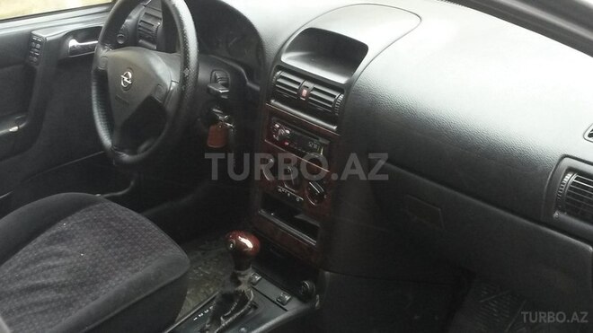 Opel Astra 1999, 310,000 km - 2.0 l - Bakı