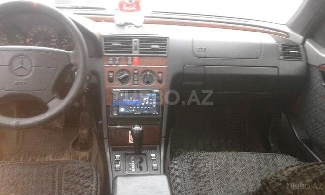 Mercedes C 220 1995, 393,414 km - 2.2 л - Bakı