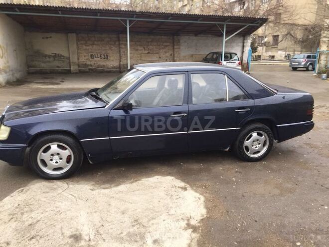 Mercedes E 200 1992, 456,000 km - 2.0 l - Bakı