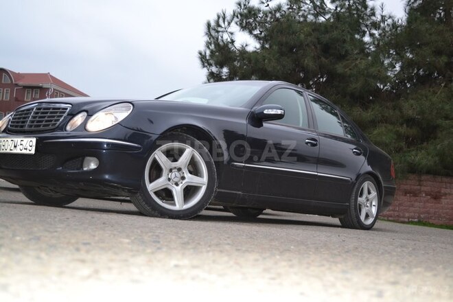 Mercedes E 270 2003, 457,000 km - 2.7 l - Bakı