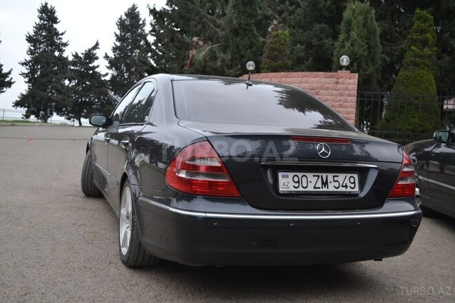 Mercedes E 270 2003, 457,000 km - 2.7 l - Bakı