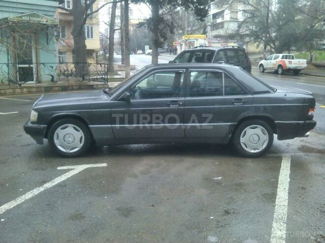 Mercedes C 180 1990, 326,562 km - 1.8 l - Bakı