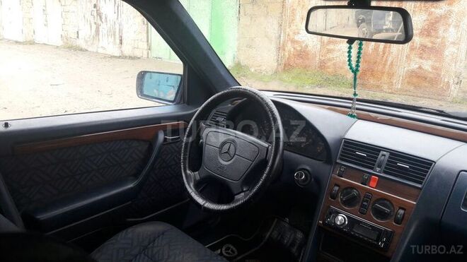 Mercedes C 180 1994, 400,036 km - 1.8 l - Sumqayıt
