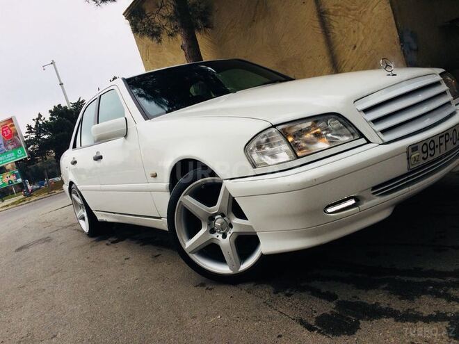 Mercedes C 200 1998, 185,500 km - 2.0 l - Bakı