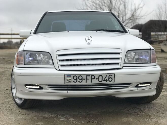 Mercedes C 200 1998, 185,500 km - 2.0 l - Bakı