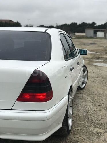 Mercedes C 200 1998, 185,500 km - 2.0 l - Bakı