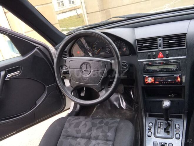 Mercedes C 200 1998, 185,500 km - 2.0 l - Bakı