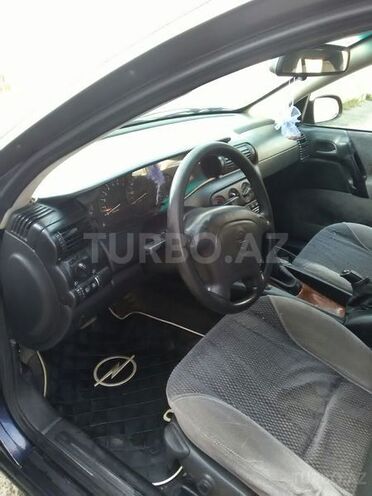 Opel Omega 1995, 390,000 km - 2.0 l - Bakı
