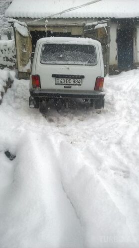 LADA (VAZ) Niva 1998, 296,388 km - 1.7 l - Lerik